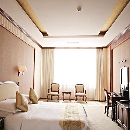 New Tai Garden Hotel Jinghong Exterior photo